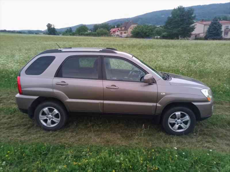 Kia Sportage 2,0 i (104 kW), LPG, 4WD, tažné - foto 5