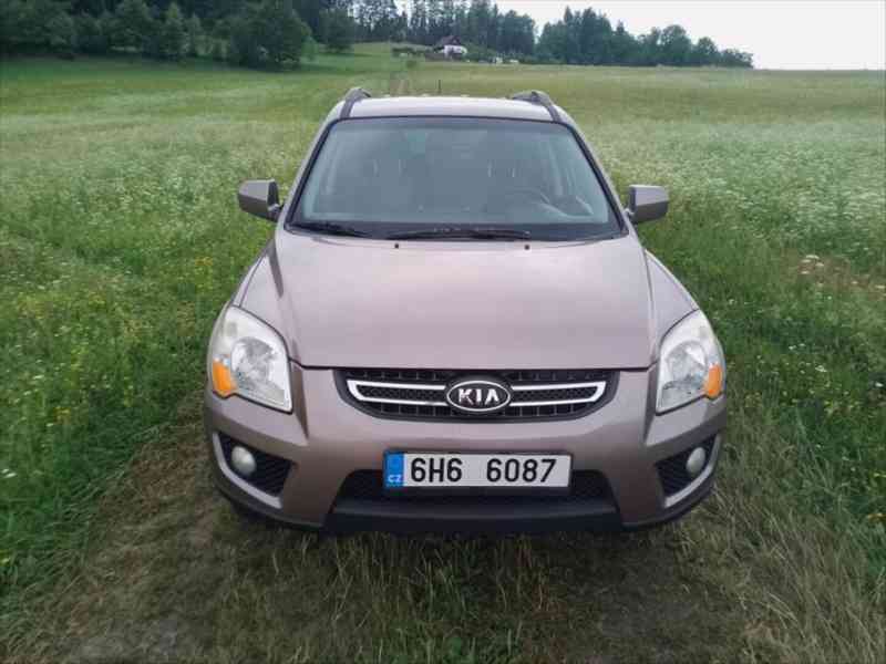 Kia Sportage 2,0 i (104 kW), LPG, 4WD, tažné - foto 2
