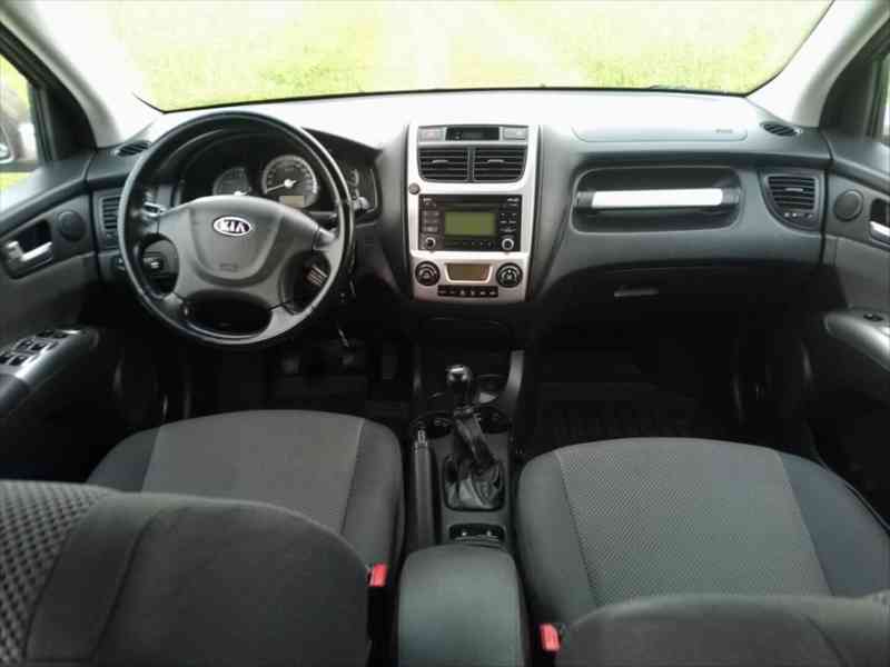 Kia Sportage 2,0 i (104 kW), LPG, 4WD, tažné - foto 12