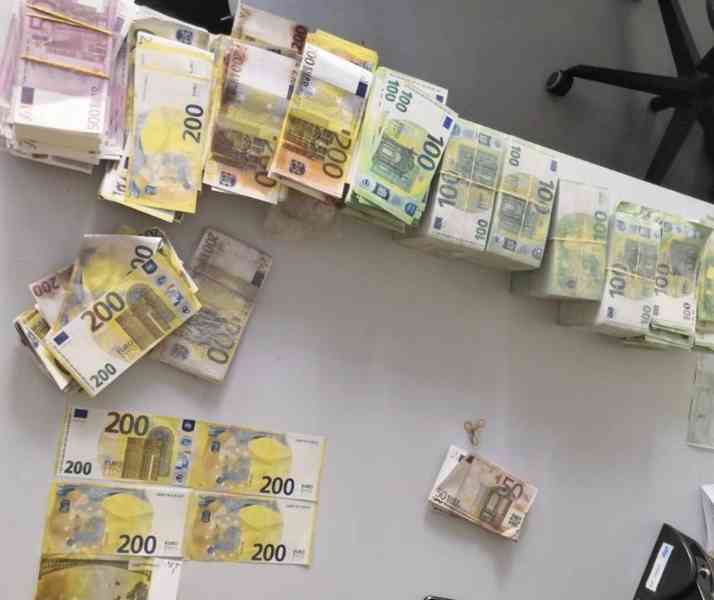 NABÍDKA PŮJČKY BEZ SMLUVNÍCH POPLATKŮ! - foto 2