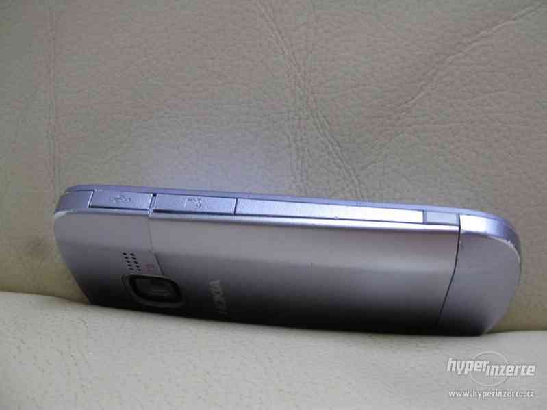 Nokia C3-00 - funkční mobilní telefon s QWERTY klávesnicí - foto 5