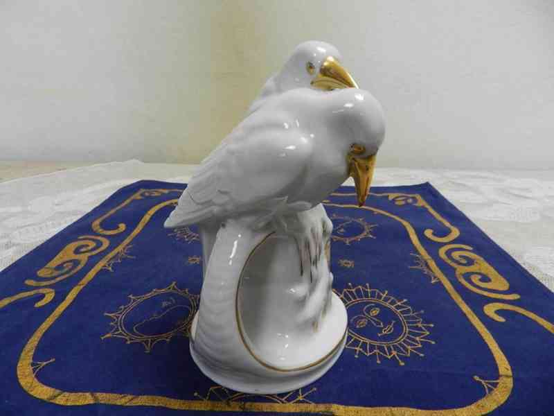 Bílá stylová porcelánová soška Ptáci - foto 3