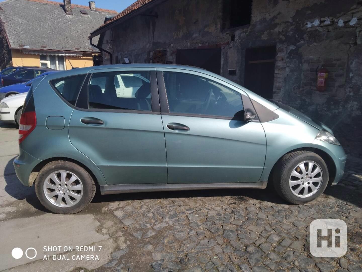 Mercedes-Benz - foto 1