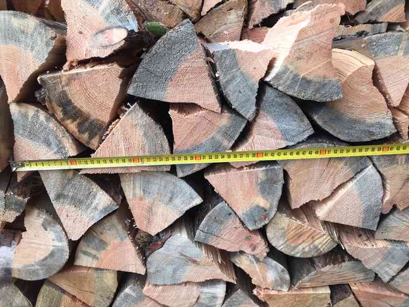 Palivové dřevo štípané - foto 1