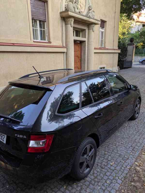 Škoda Superb 110 KW - Style - Model 2019 - foto 7