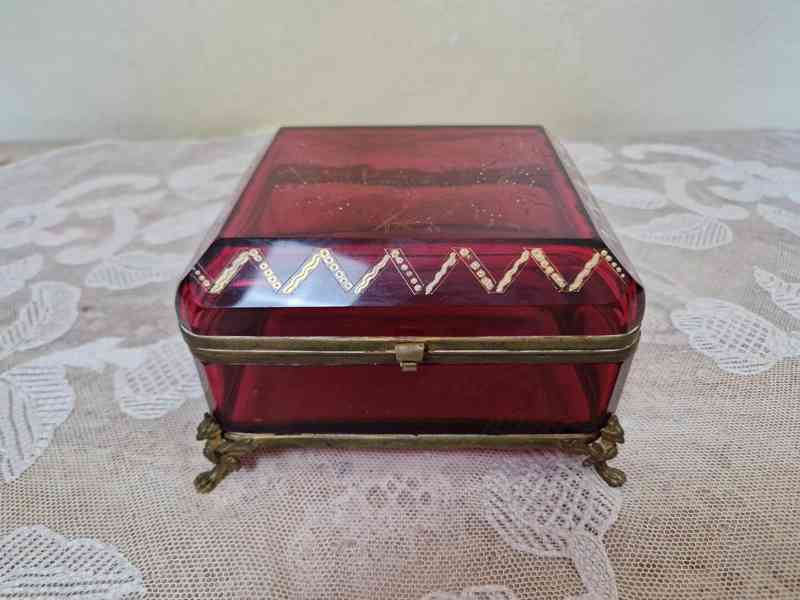 Krásná masivní rubínová Dóza Biedermeier Ptáček Motýl 19st - foto 2