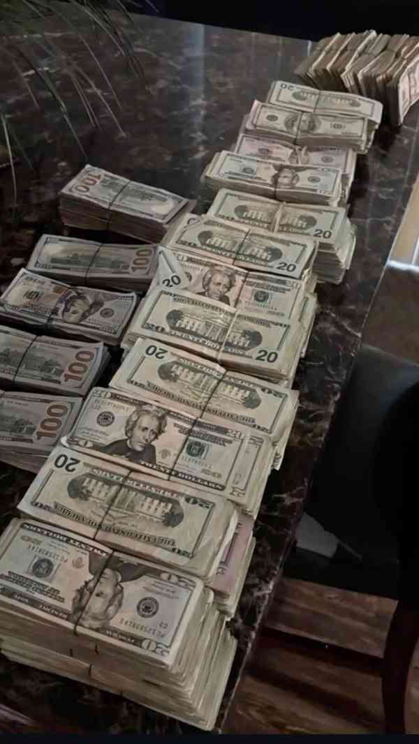 whatsapp:+1 936 661-9446 Buy counterfeit US Dollars Bills  - foto 1