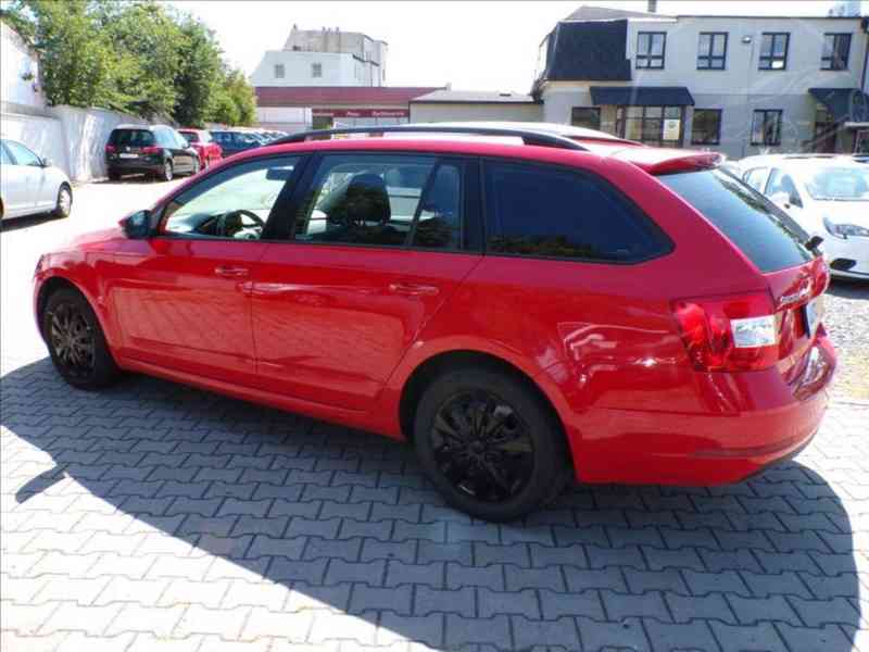 Škoda Octavia 1,6 TDI - foto 4