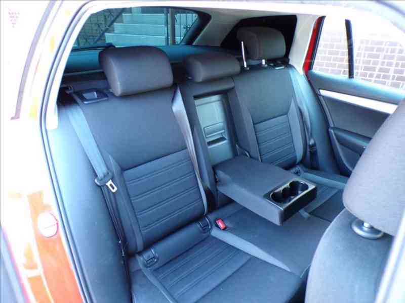 Škoda Octavia 1,6 TDI - foto 11