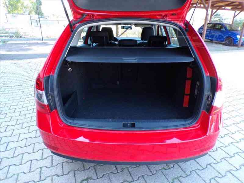 Škoda Octavia 1,6 TDI - foto 10