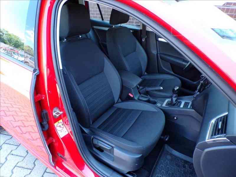 Škoda Octavia 1,6 TDI - foto 13