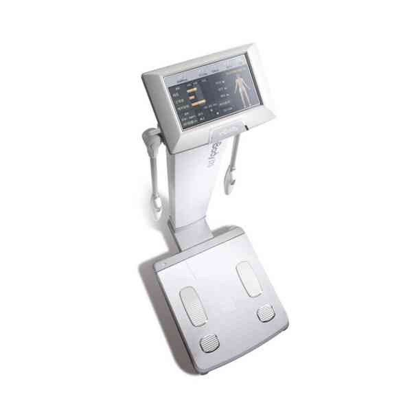 Diagnostický přístroj k analýze složení těla InBody370 - foto 1