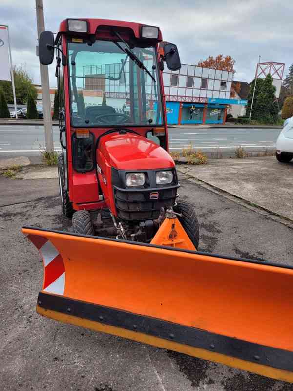 Traktor Shibaura ST 231 - foto 11