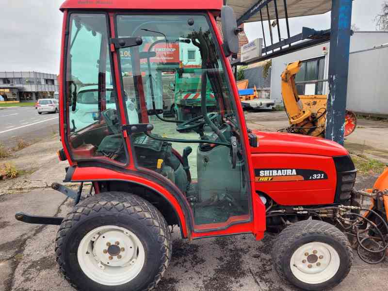 Traktor Shibaura ST 231 - foto 5