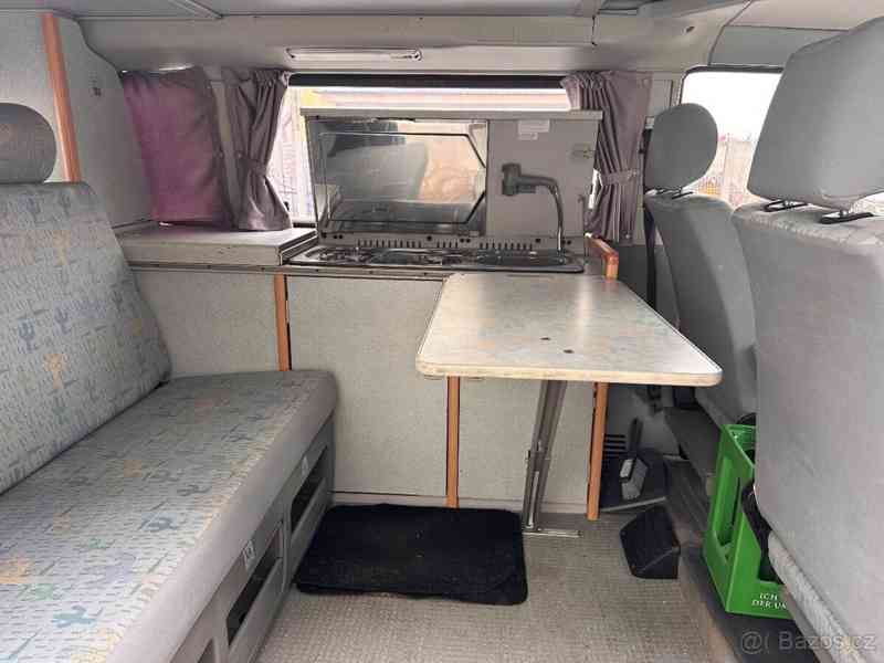 Volkswagen Transporter 1,9   TD – originální camper - foto 6