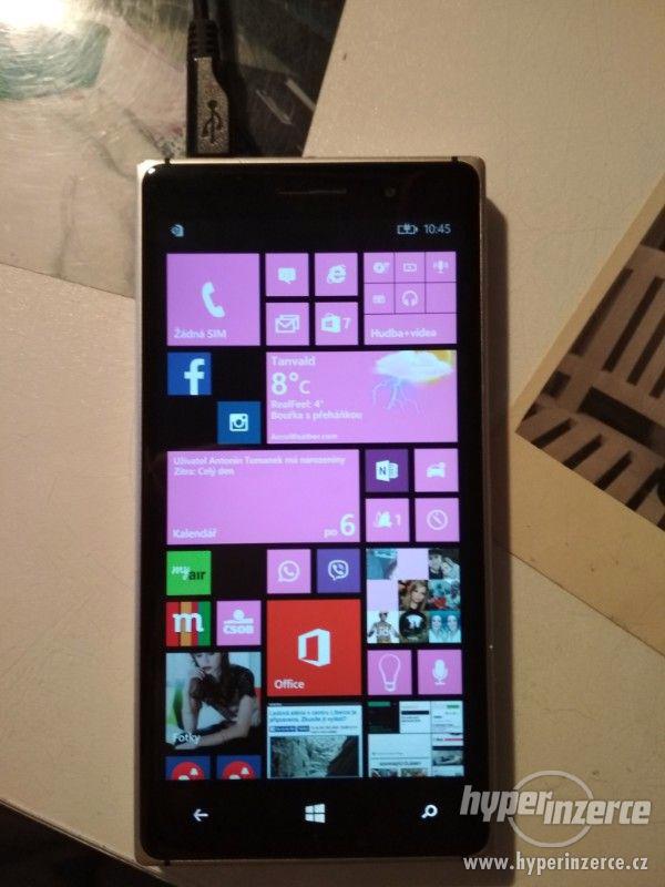 Fotomobil Nokia Lumia 830 v zaruce - foto 1