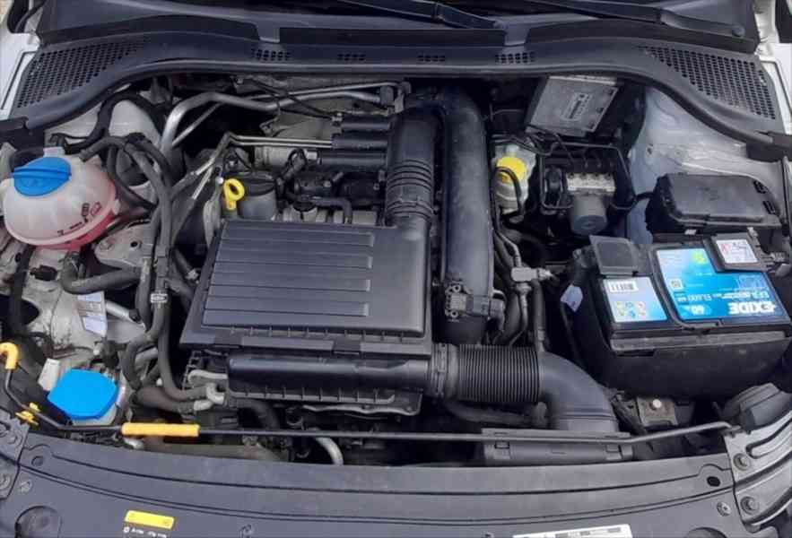 Škoda Rapid 1,2   TSI, 81 kW - foto 13