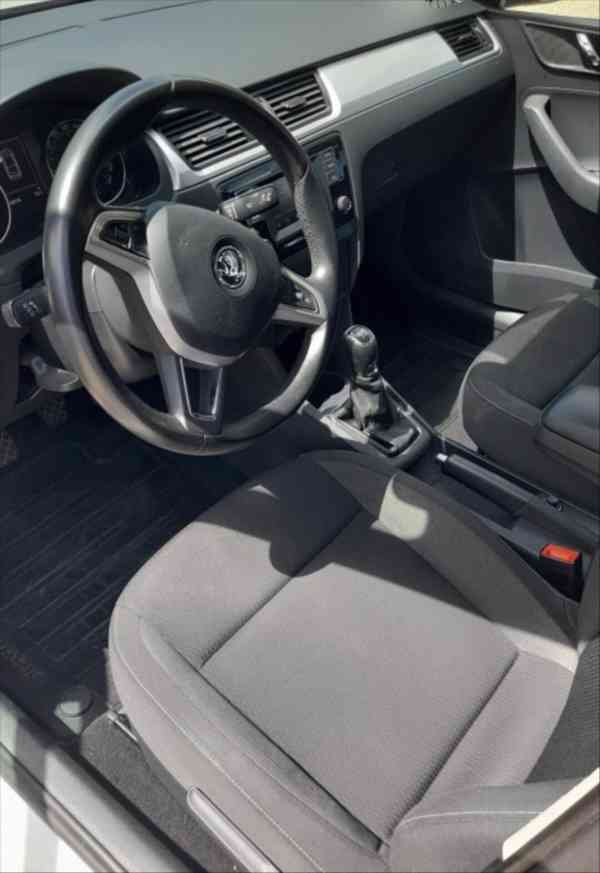 Škoda Rapid 1,2   TSI, 81 kW - foto 5