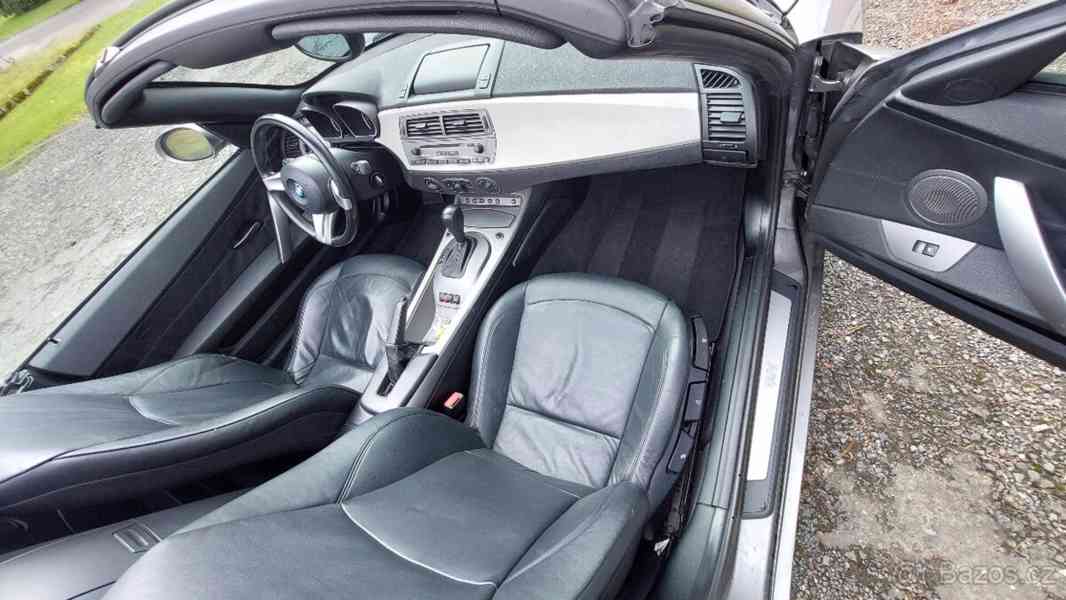 BMW Z4, Hardtop 2,5 šestiválec - foto 14