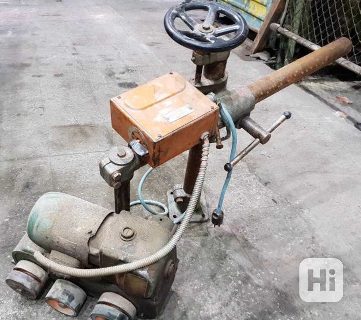 Dřevostroj UPM (14166.) - foto 1