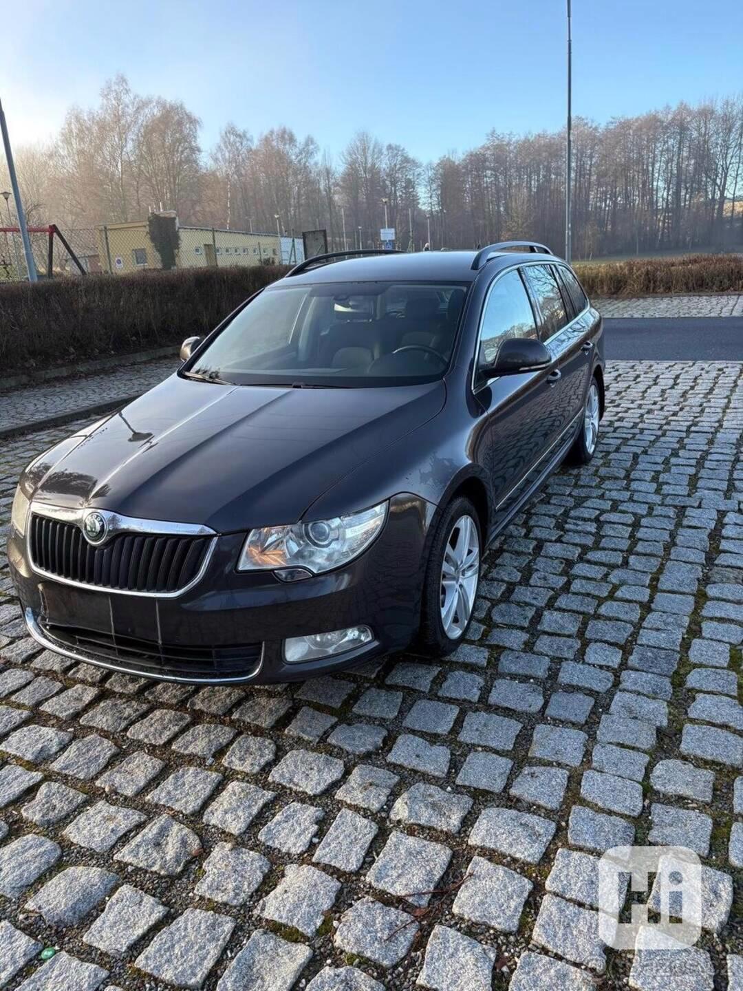 Škoda Superb 2,0   2 - foto 1