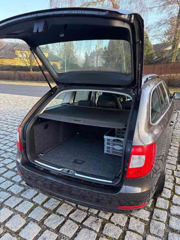 Škoda Superb 2,0   2 - foto 4