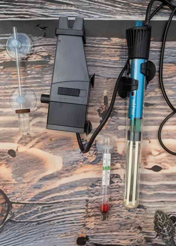 Akvárium 60x30x30 - Aquascaping/Krevetkarium highTech - foto 4
