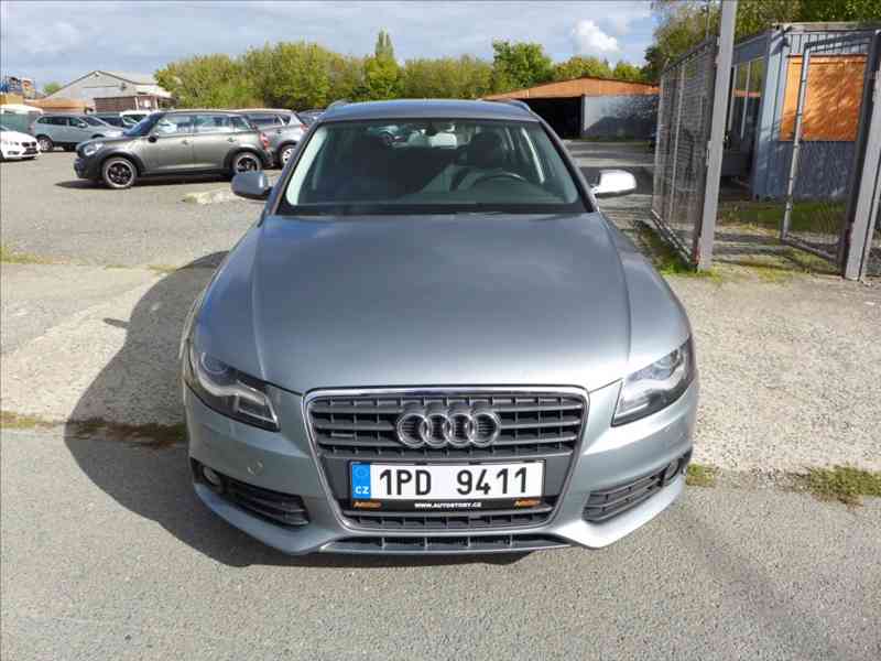 Audi A4 2,0 TDI 4x4, XENON, 1.MAJITEL - foto 2