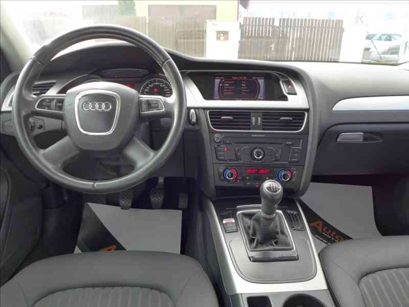 Audi A4 2,0 TDI 4x4, XENON, 1.MAJITEL - foto 10