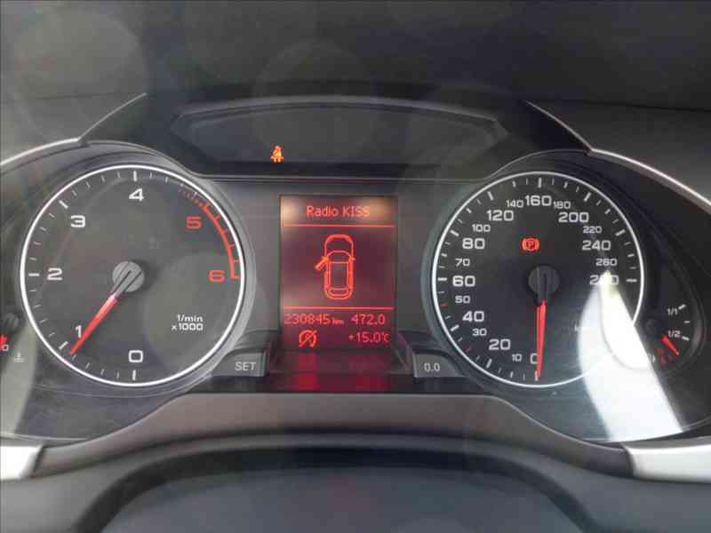 Audi A4 2,0 TDI 4x4, XENON, 1.MAJITEL - foto 11