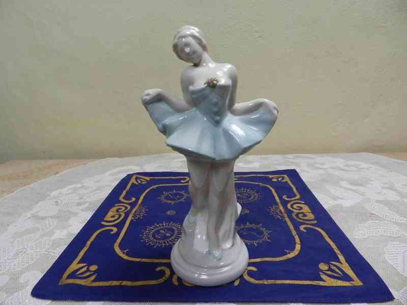 Větší keramická soška Dívka Baletka Tanečnice Svoboda Rako