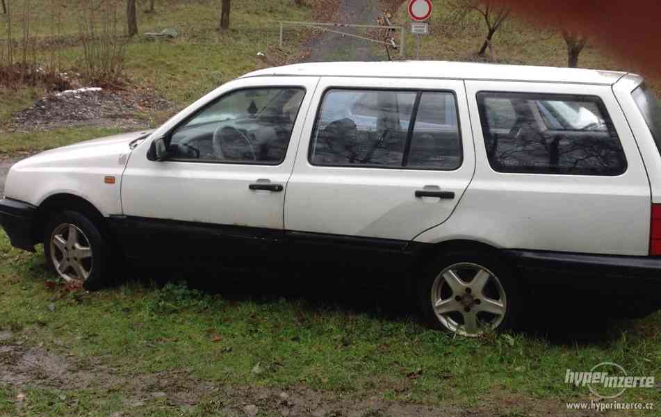 VW Golf Var 1.4 - foto 2