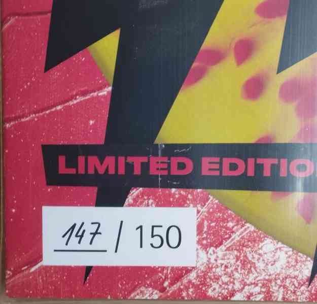 The Fialky ‎ – Vykřičníky  (LP - limitka) - foto 2