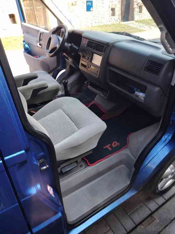 Volkswagen Multivan 2,5   T4 TDI 111kw (AHY) - foto 15