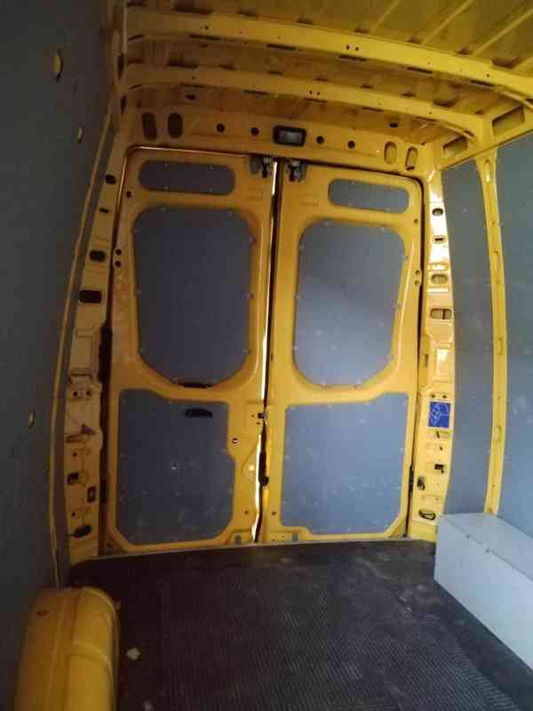 Iveco Daily, zadní dveře a panty - foto 2