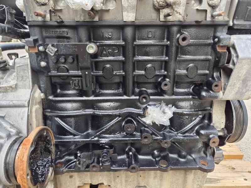 Motor 1.9TDI AXR 74kW, 117 000km - foto 18