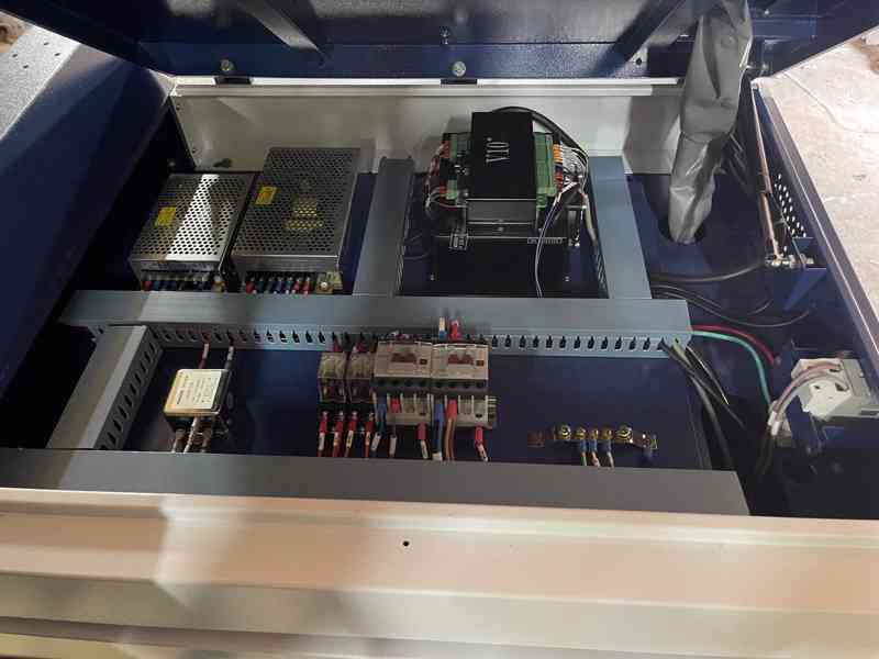 Laserový svařovač a řezačka o výkonu 2000W - foto 17