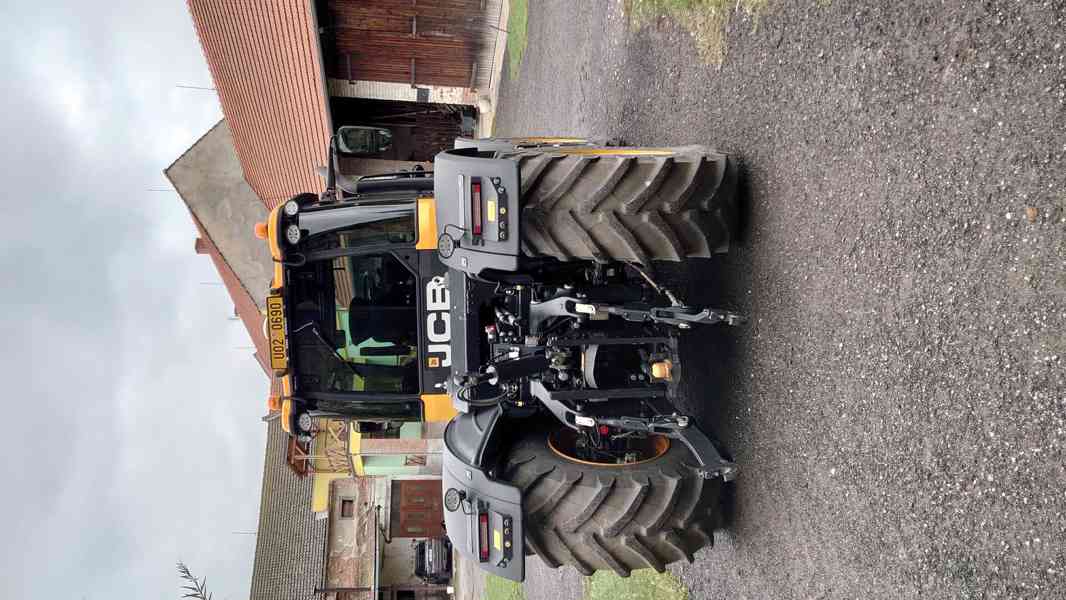 JCB Fastrac 4220 - foto 4