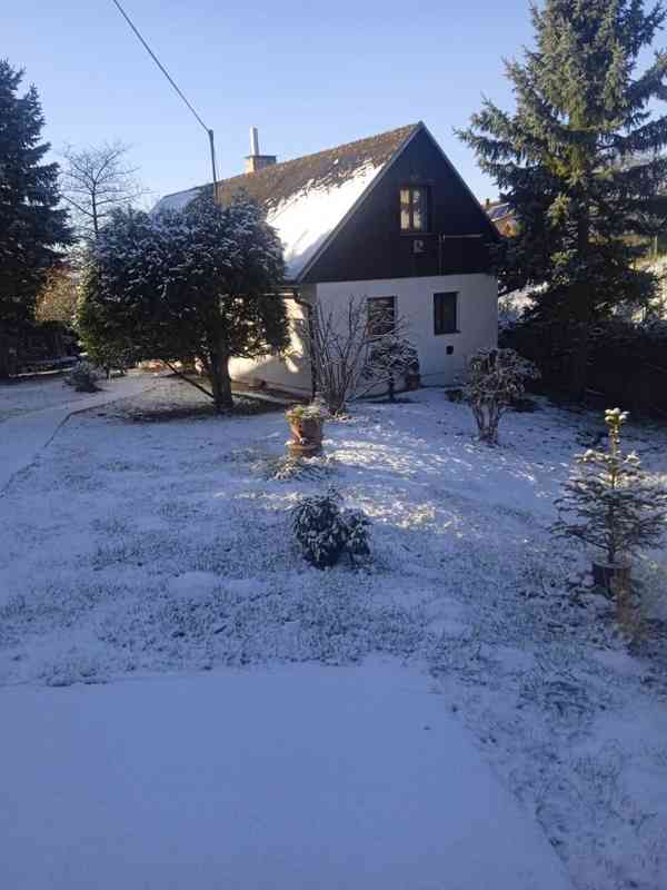 Rodinný domek 5+kk s krbem, stodolou - foto 1