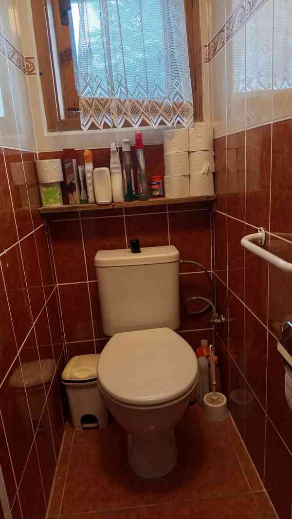 Rodinný domek 5+kk s krbem, stodolou - foto 20