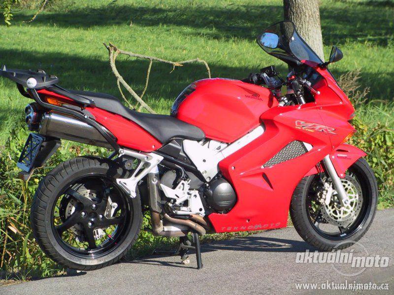 Prodej motocyklu Honda VFR 800 VTEC - foto 2