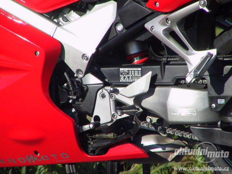 Prodej motocyklu Honda VFR 800 VTEC - foto 5