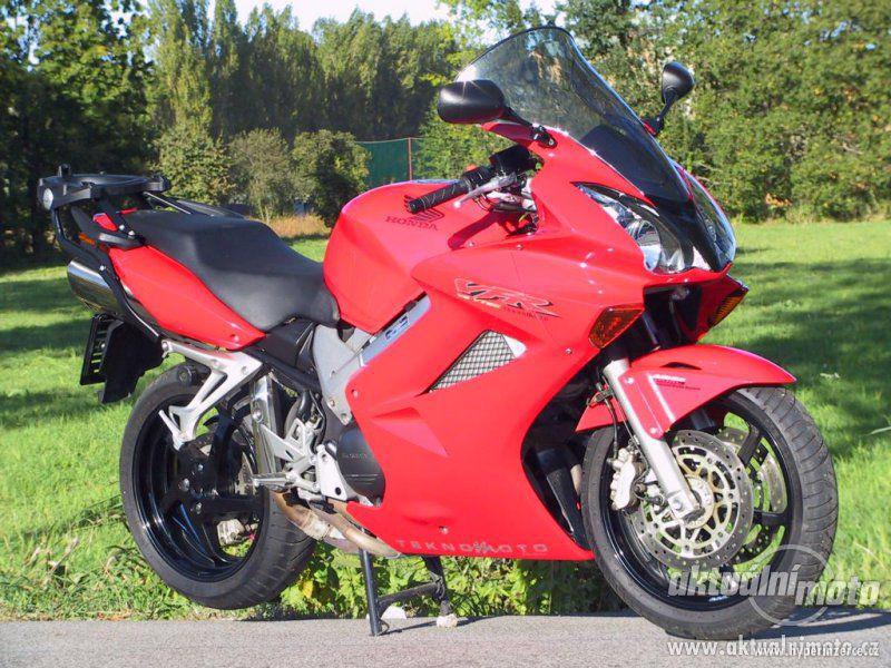Prodej motocyklu Honda VFR 800 VTEC - foto 7