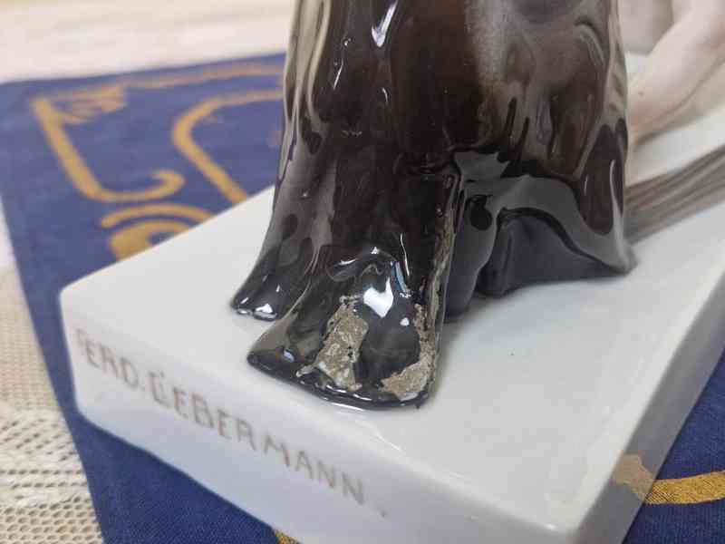 Porcelánová socha Filosofická Disputace s Marabu Rosenthal - foto 10