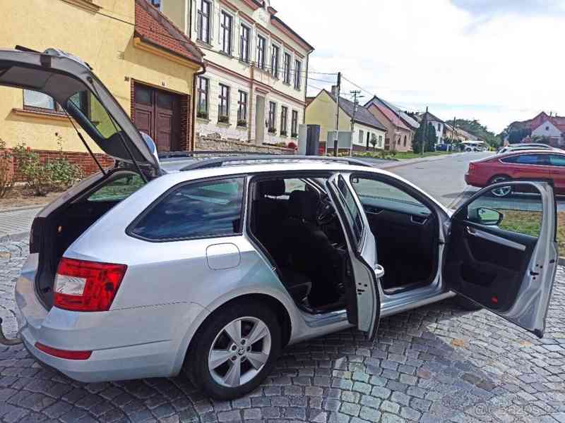 Škoda Octavia 2,0   3 - foto 2