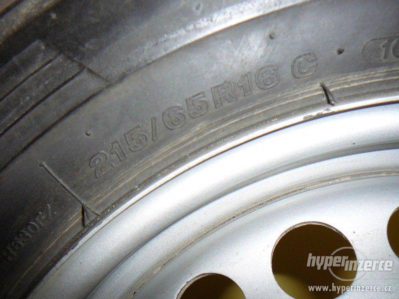 Sada pneu Bridgestone 215/65/16/C VW T5 - foto 3