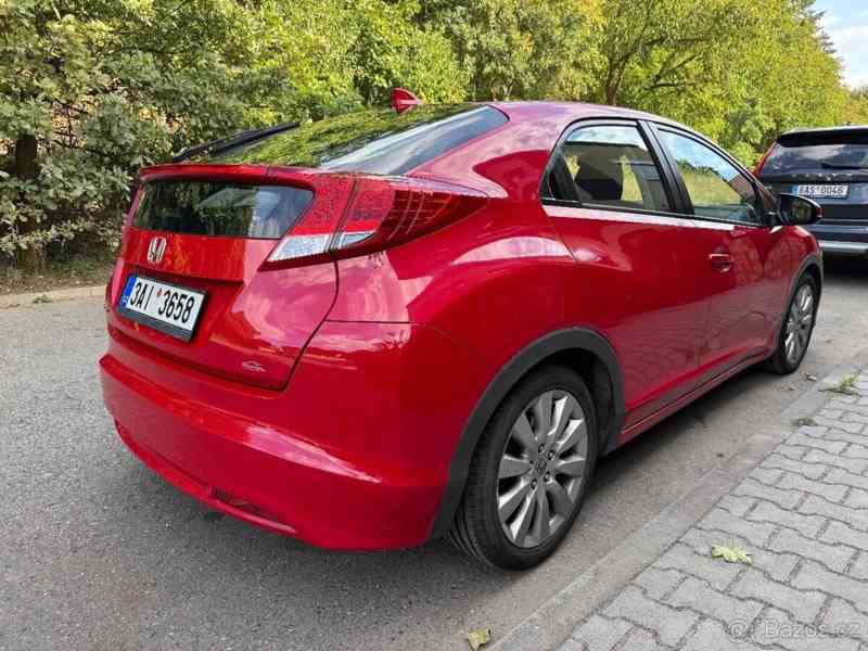 Honda Civic 1,8   VTEC 104kW - foto 5