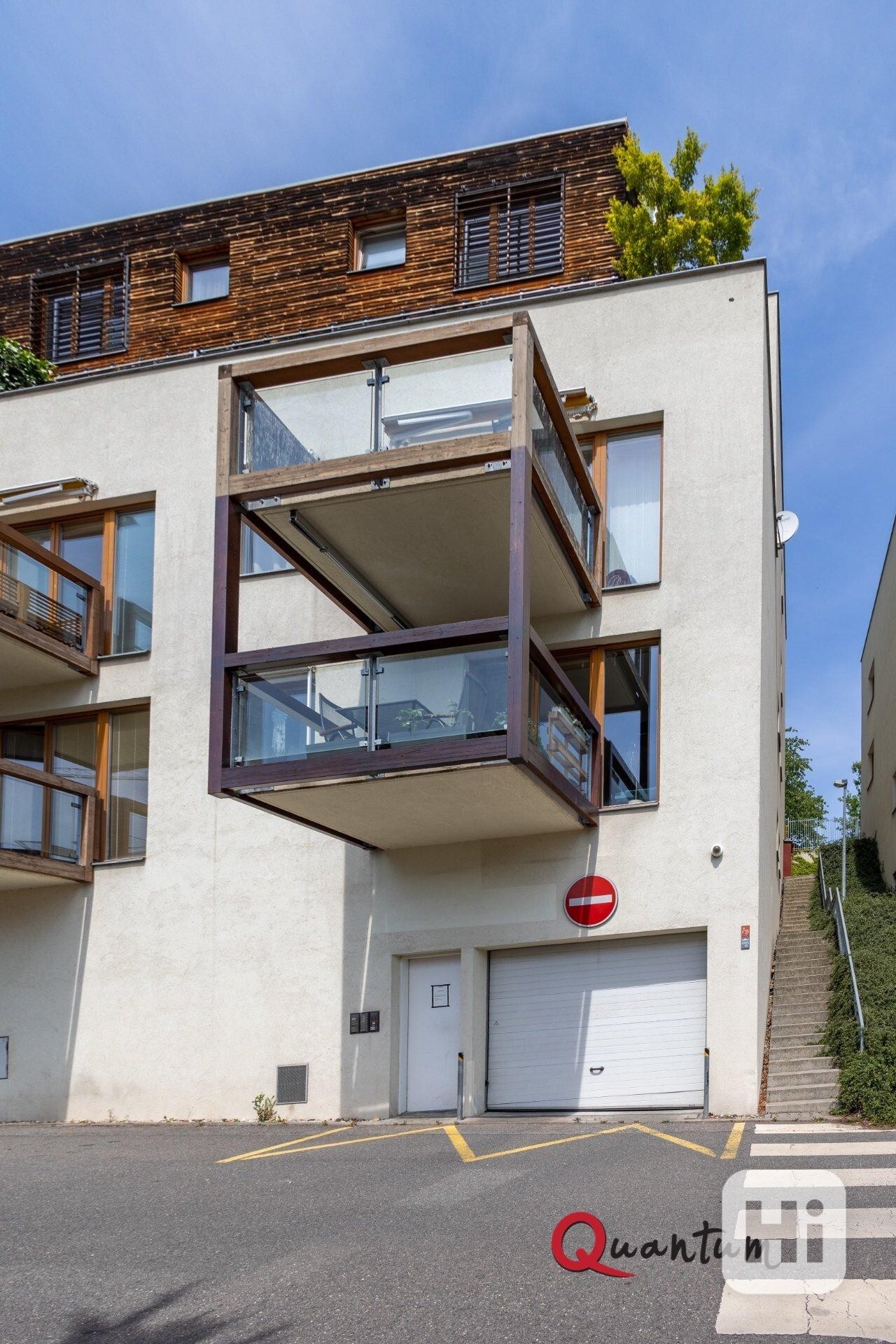 Pronájem bytu 3+kk s balkonem a garážovým stáním, Linhartova, Praha - Košíře - foto 21