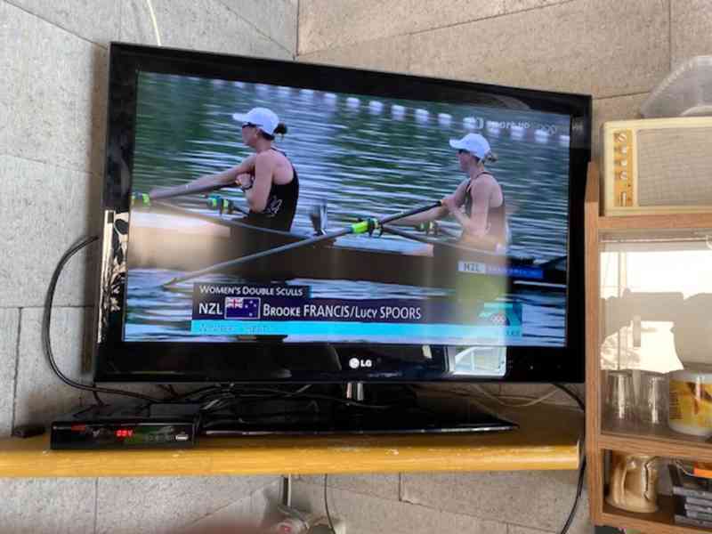 Prodám LG TV 32LE5300 s rozlišením Full HD - foto 1