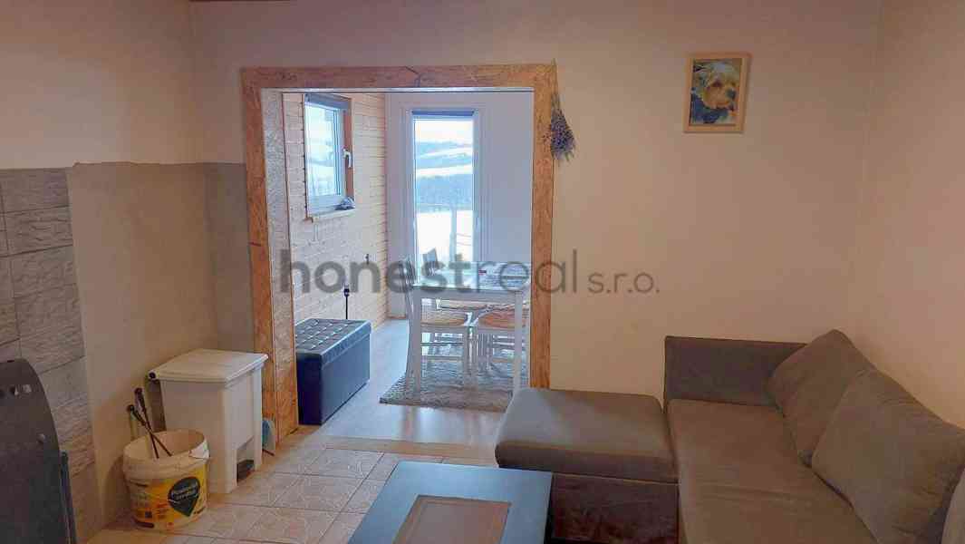 Exkluzivně chata 2+1, Napajedla, CP 613 m2, park. 2 vozidel - foto 4